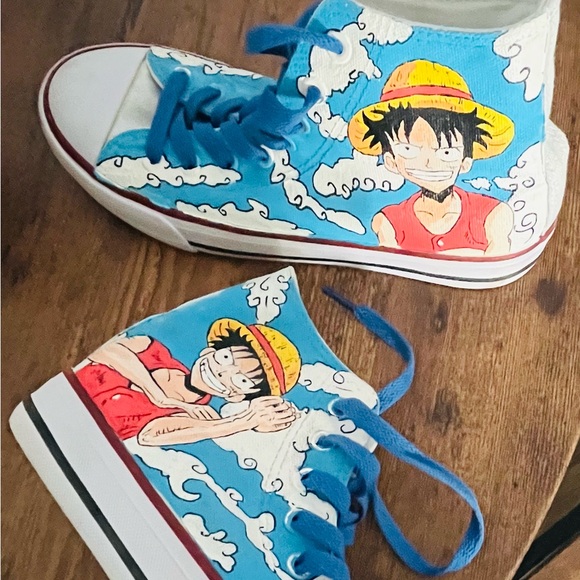 Anime Character High-Top Sneakers with Blue Accents - One Piece: Luffy